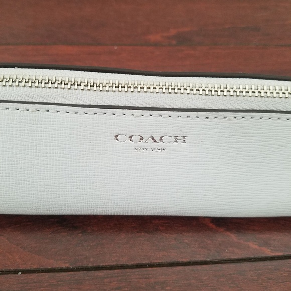 Pen case/blush case